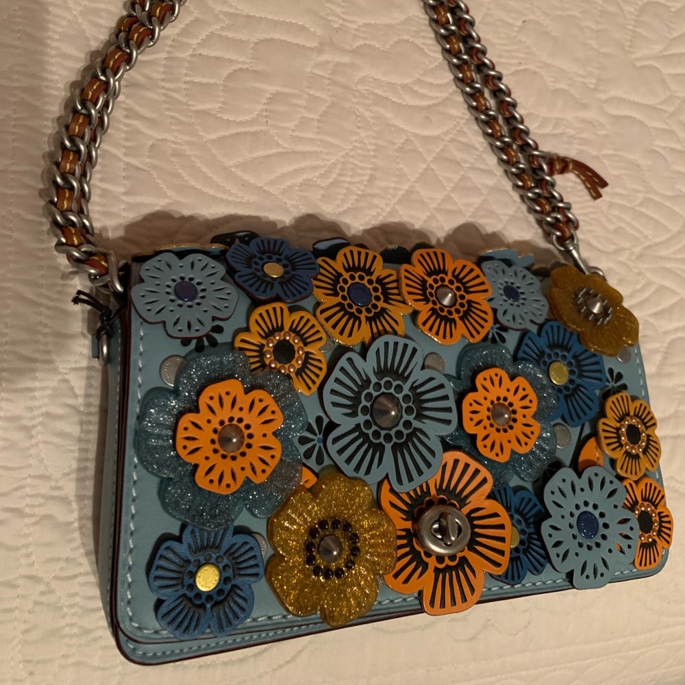 NWT Coach Dinky W/ Tea Rose